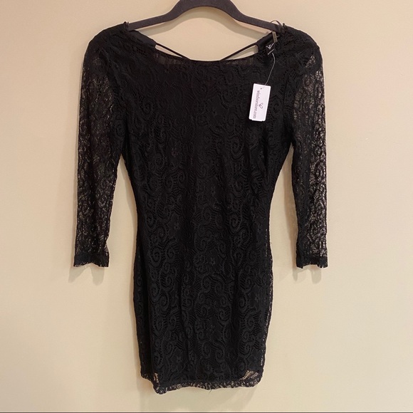 Windsor Dresses & Skirts - Windsor Black Long Sleeve Lace Dress Open Back NWT